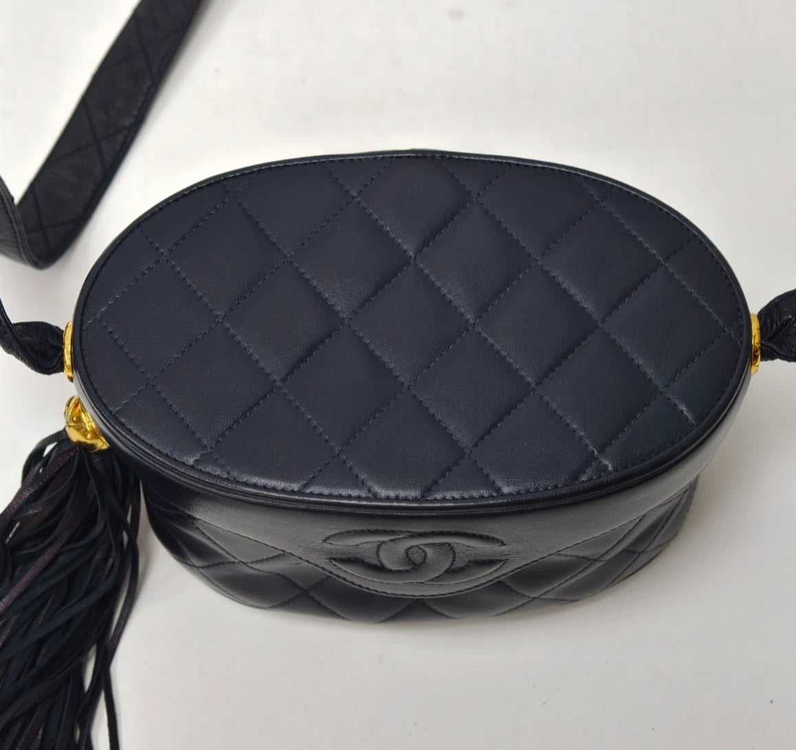 Chanel Diamond Vintage Tassel Vanity Case Shoulder Bag Crossbody Black Women