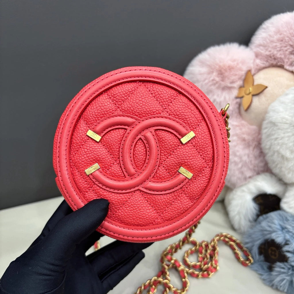Chanel Diamond Round Bag Chain Crossbody Red Gold Women Classic