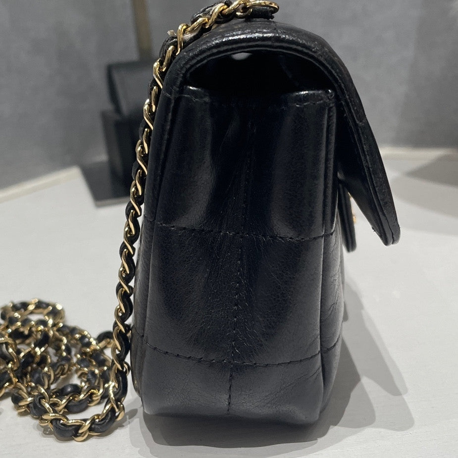 Vintage Chanel Classic Flap Mini Black Gold Chain Shoulder Bag