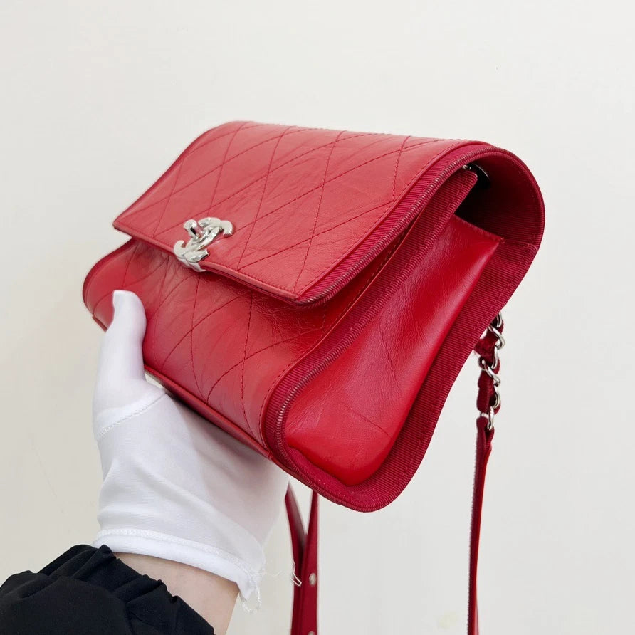 Chanel Chain Canvas Shoulder Crossbody Bag Red Silver Hardware Women Classic