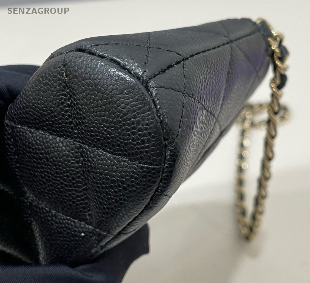 Chanel Diamond Calfskin Chain Shoulder Bag Crossbody Black Gold Women Classic