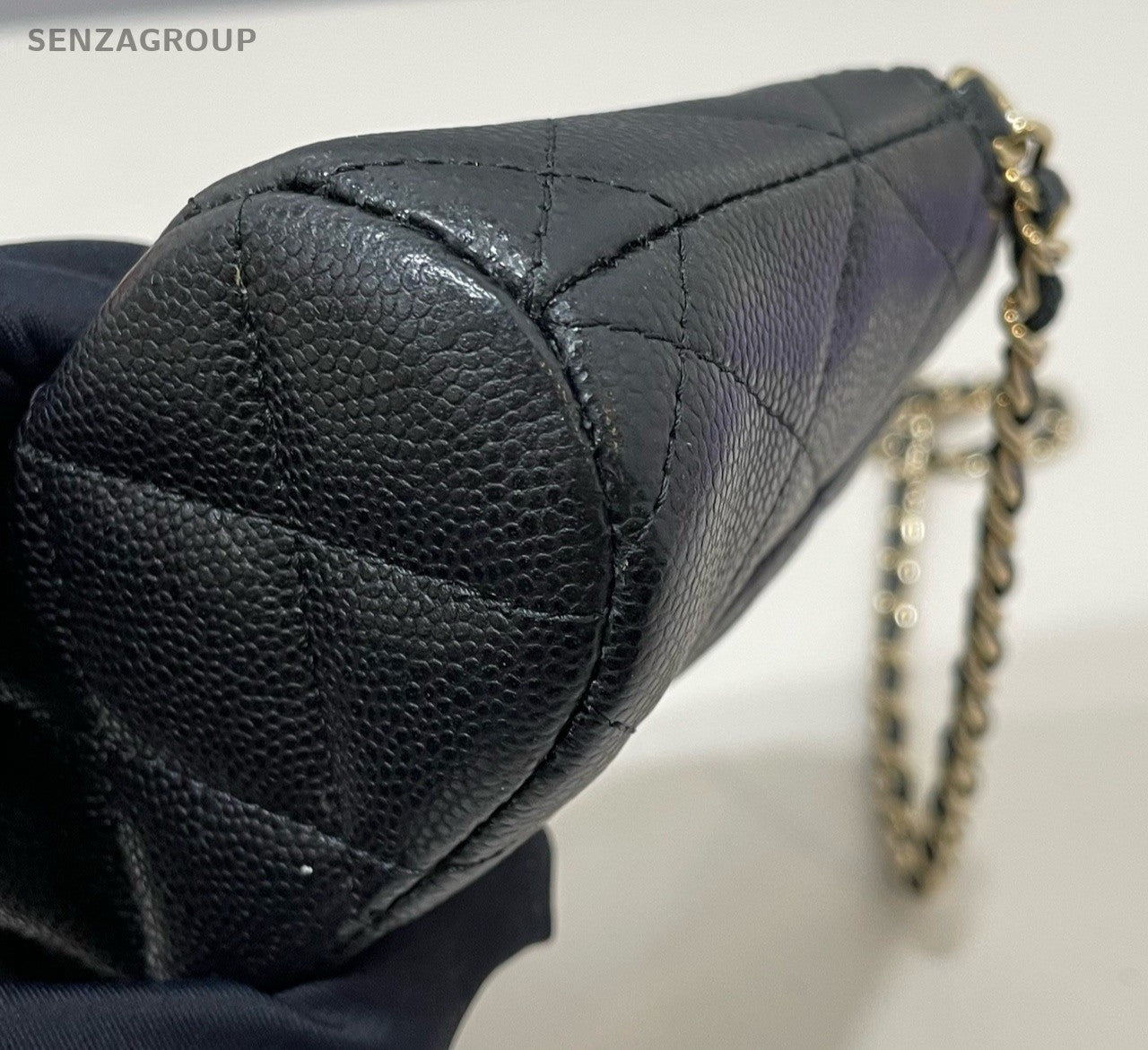 Chanel Diamond Calfskin Chain Shoulder Bag Crossbody Black Gold Women Classic