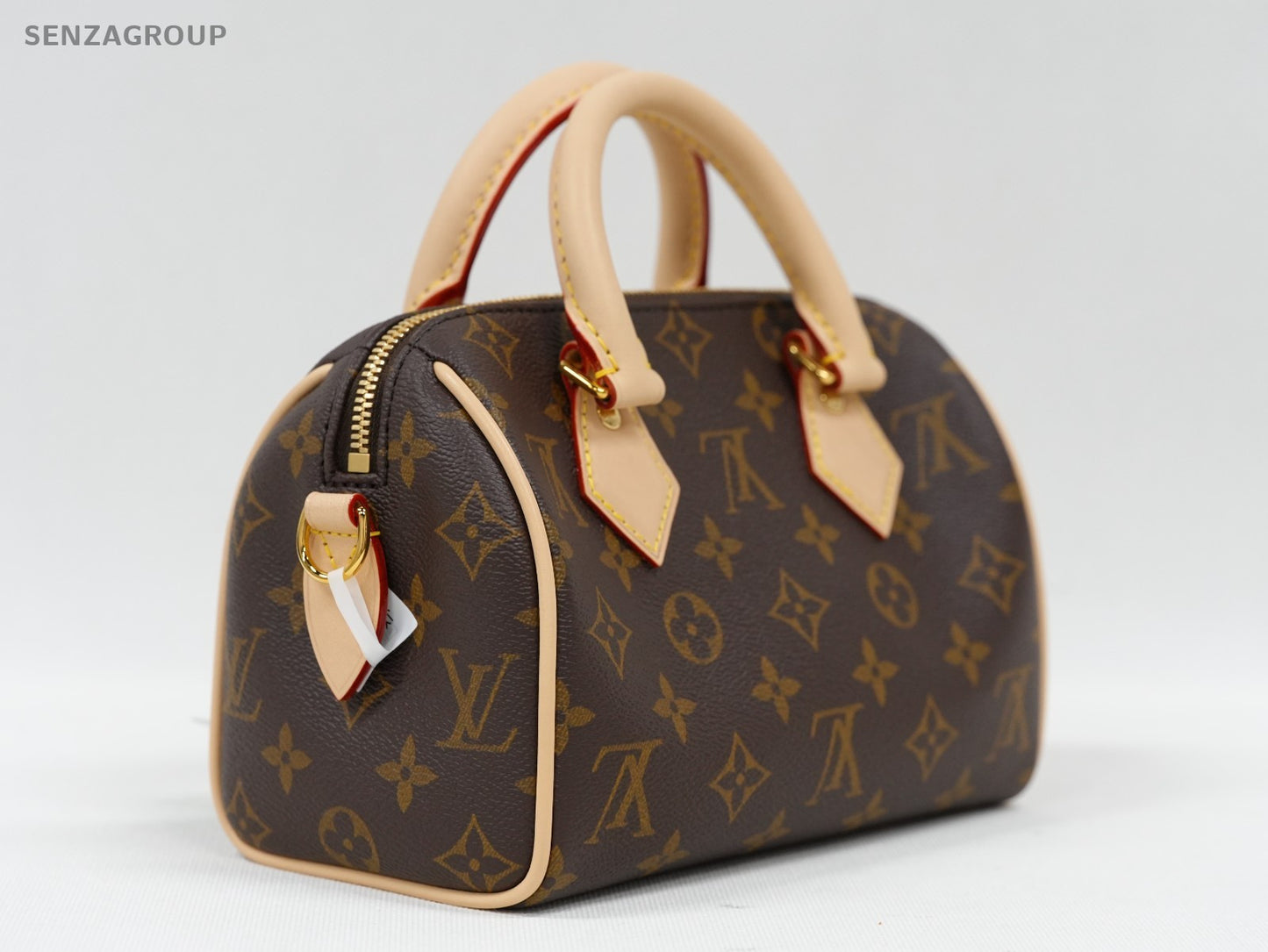 Louis Vuitton Speedy 20 Bandouliere monogram Canvas Almost Brand NEW Women