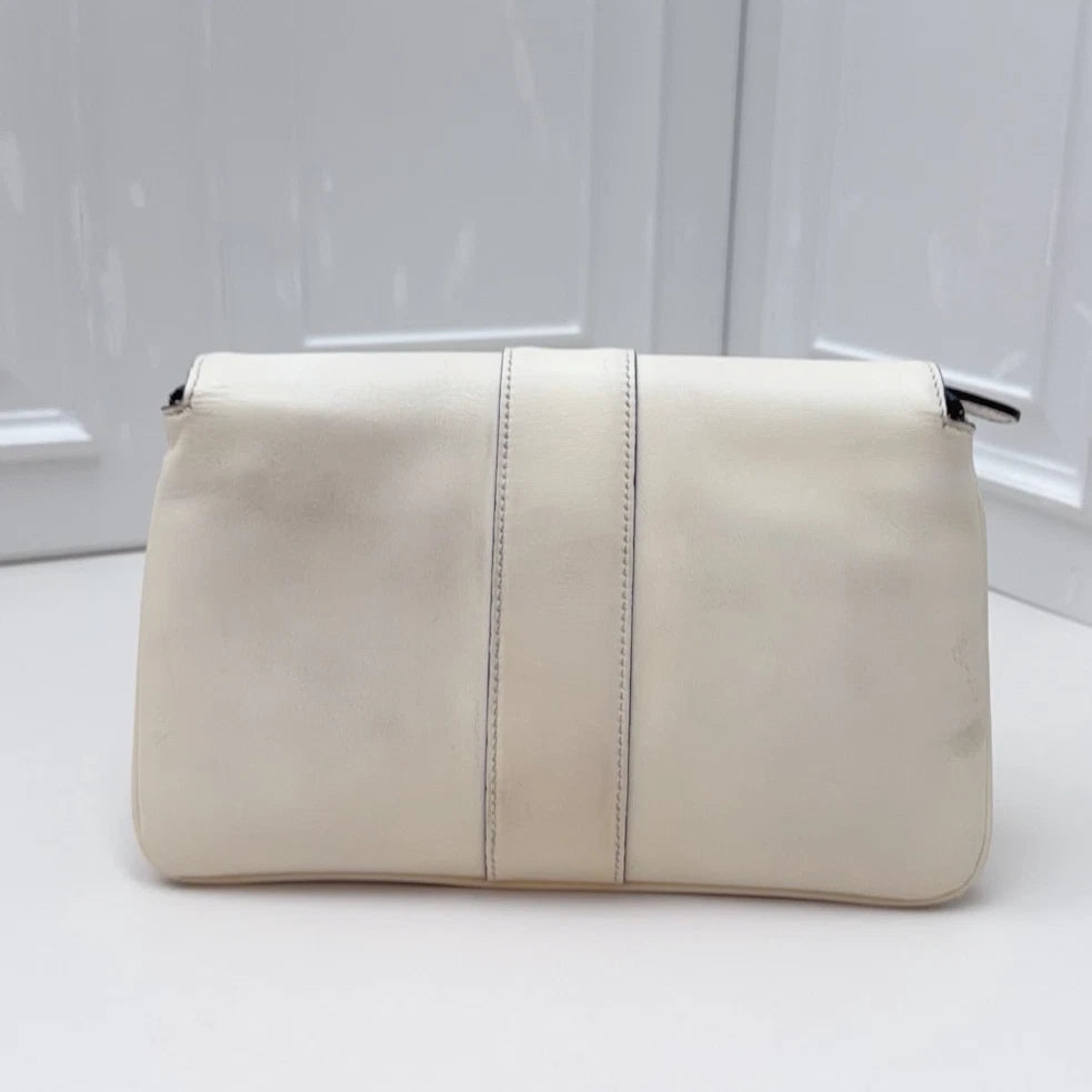 Gucci Arli PM Shoulder Crossbody Bag White Gold Hardware Women