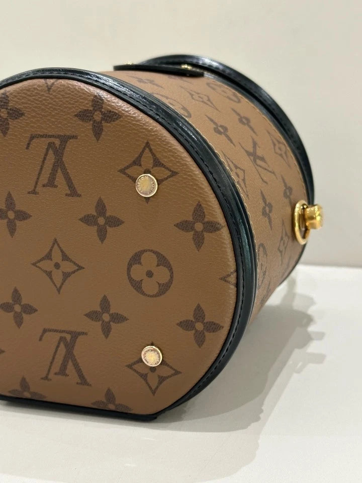 Louis Vuitton Canvas Chip Bucket Handbag For Women