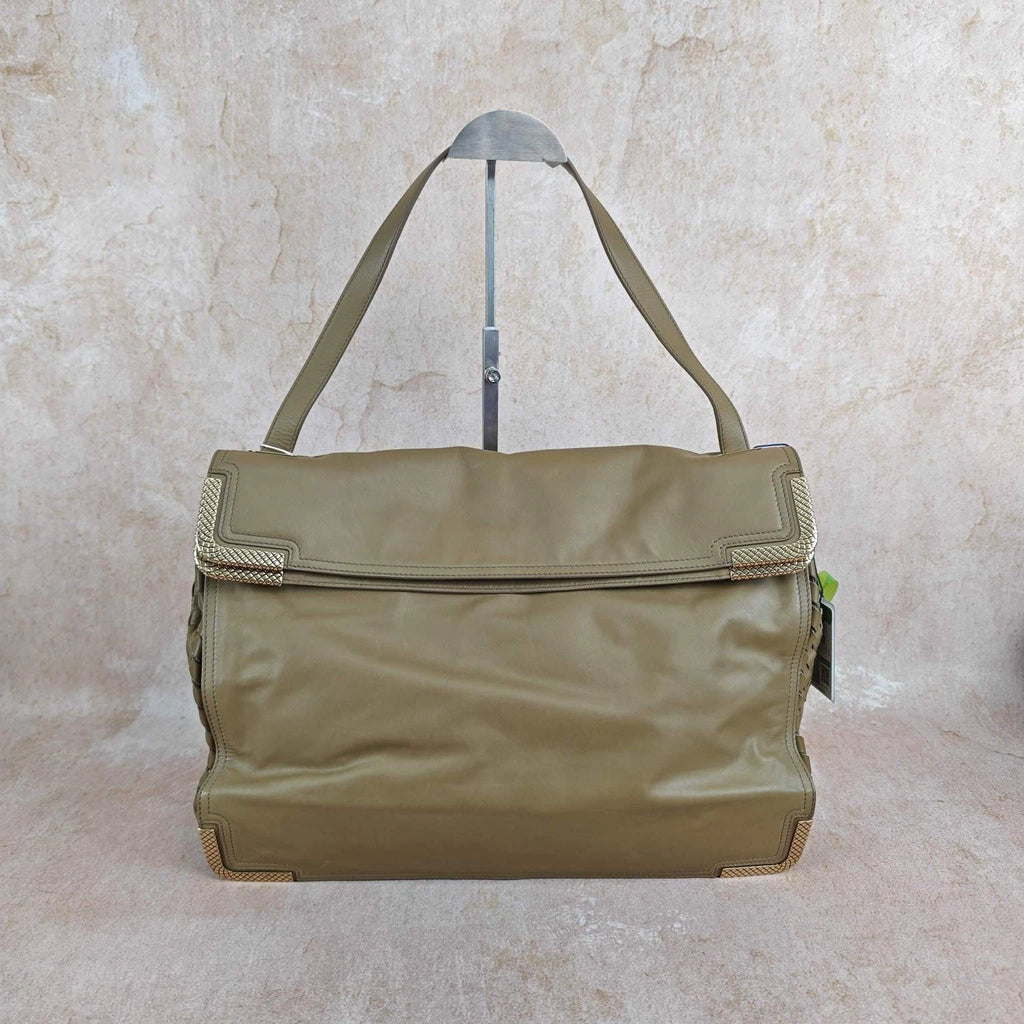 Bottega Veneta Woven Green Leather Shoulder Handbag For Women Pre-owned