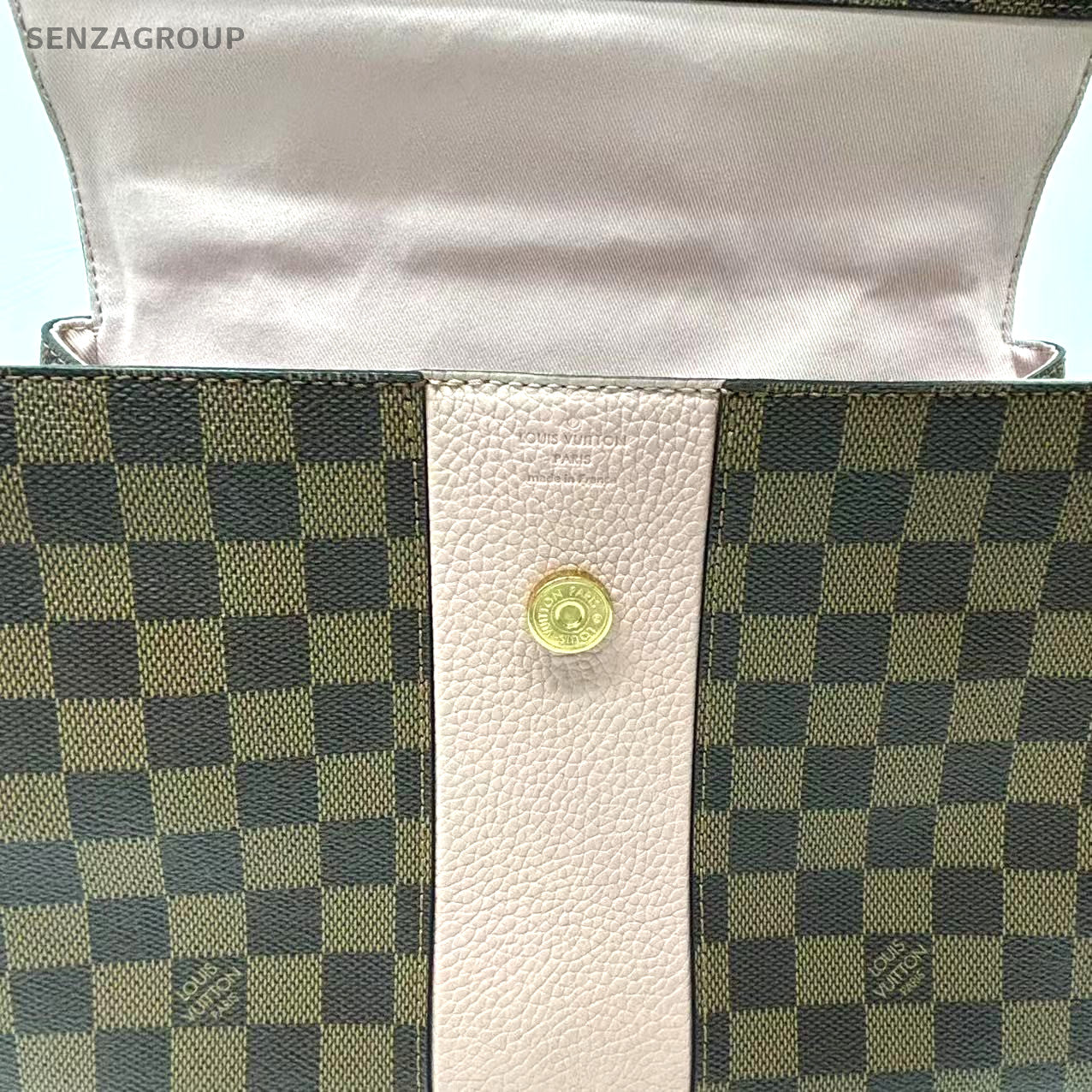 Louis Vuitton Damier Cluny Monogram with pink Shoulder bag