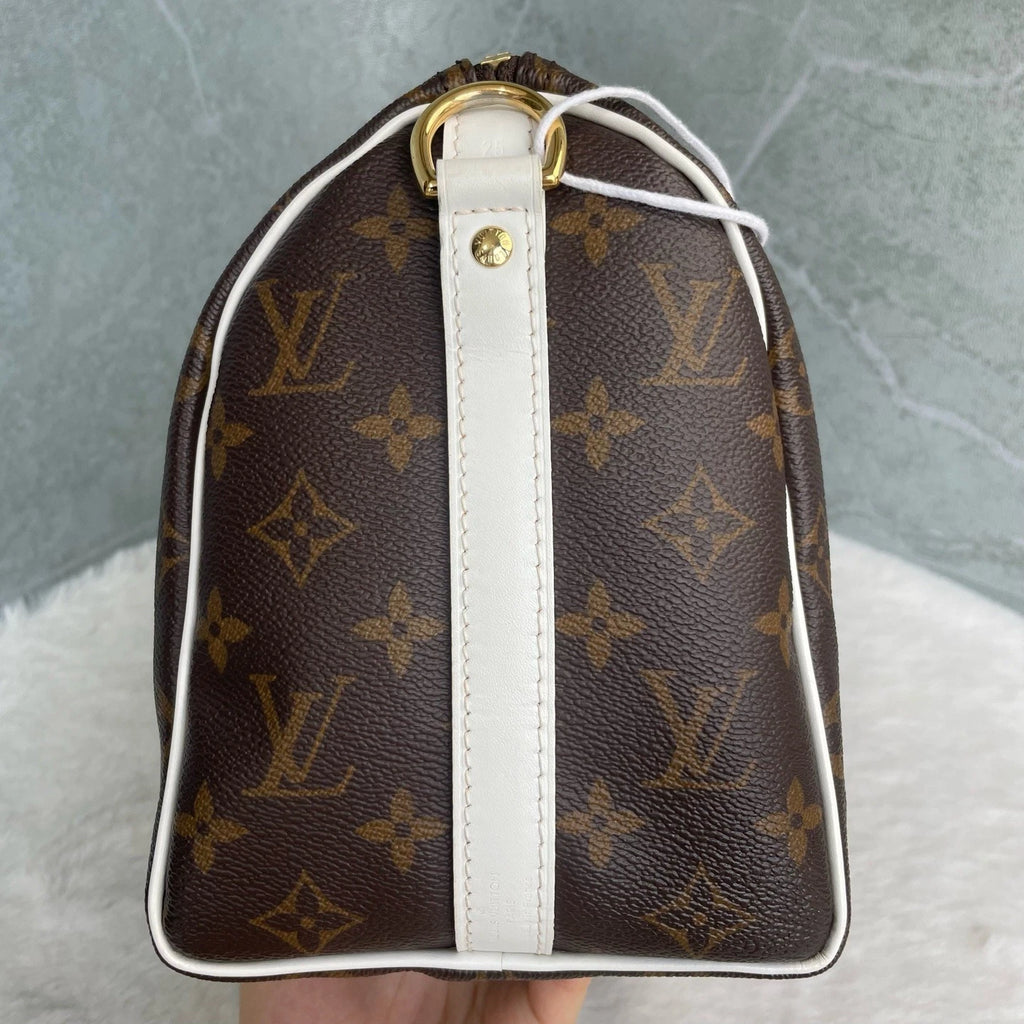 Louis Vuitton Speedy Bandouliere 25 Monogram Canvas Handbag Crossbody Ghw