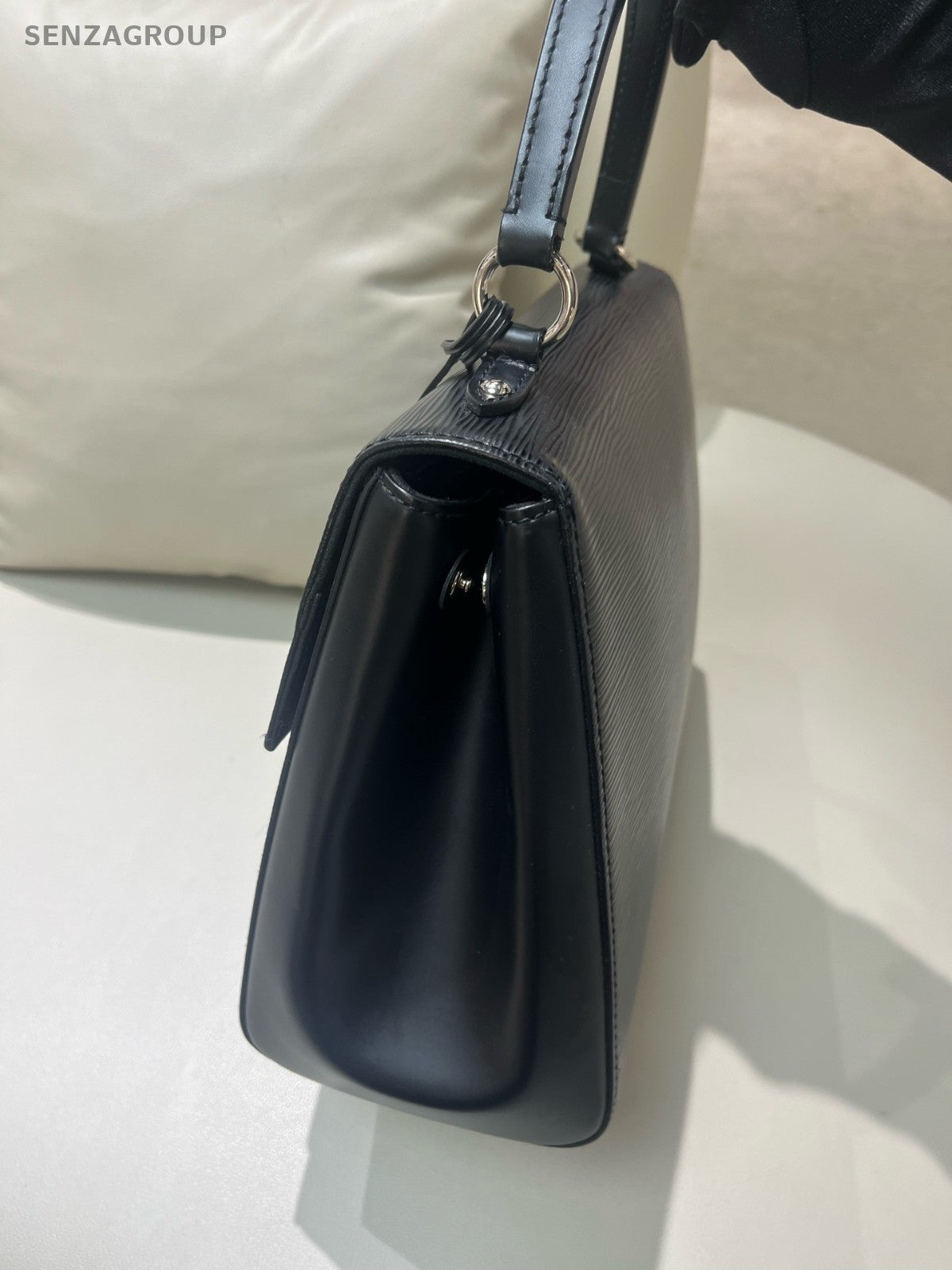 Louis Vuitton Cluny Epi Top Handle Bag Black Silver Used Women Classic
