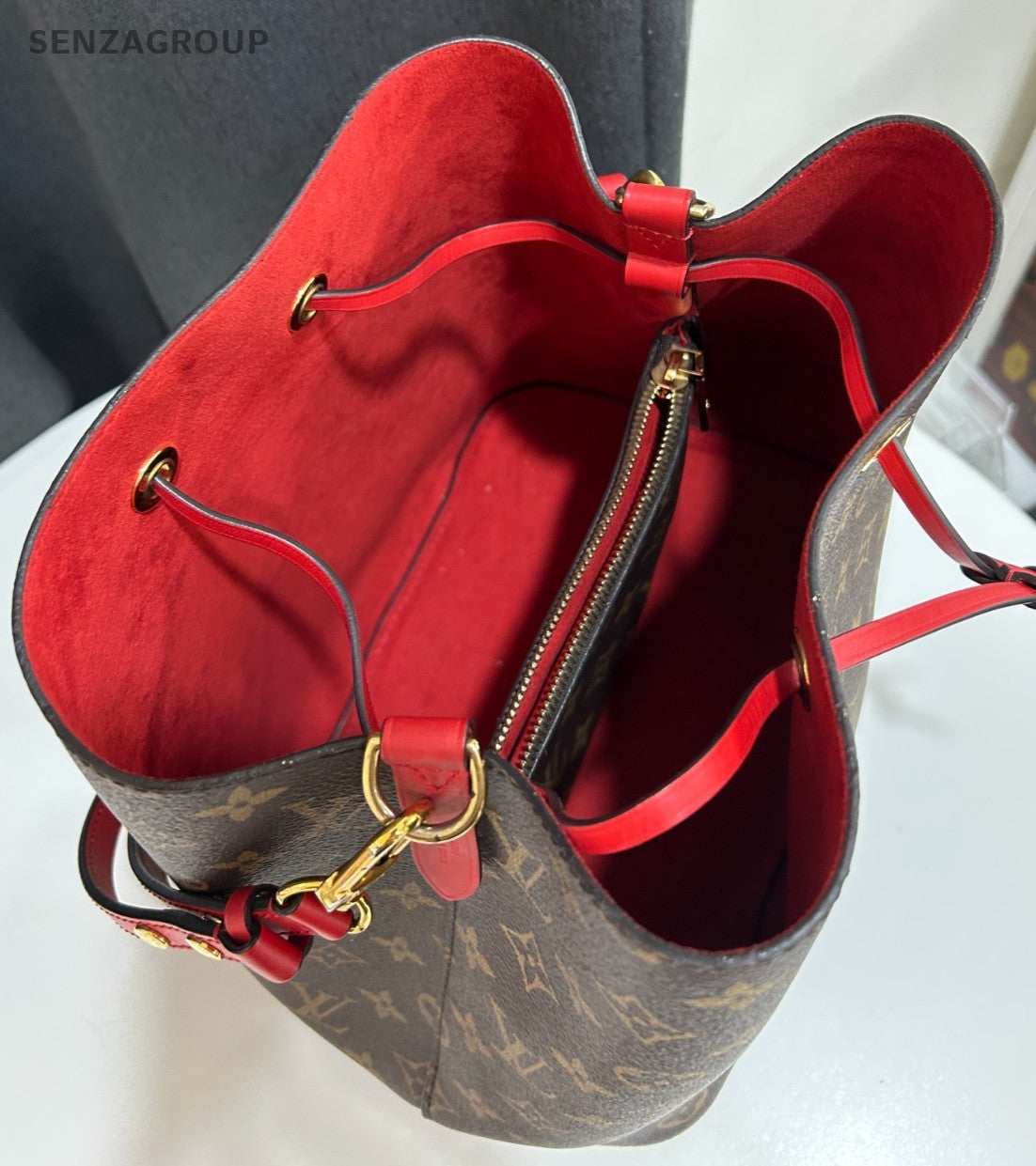 LOUIS VUITTON NeoNoe Monogram Bucket Drawstring Shoulder bag Women Red Crossbody