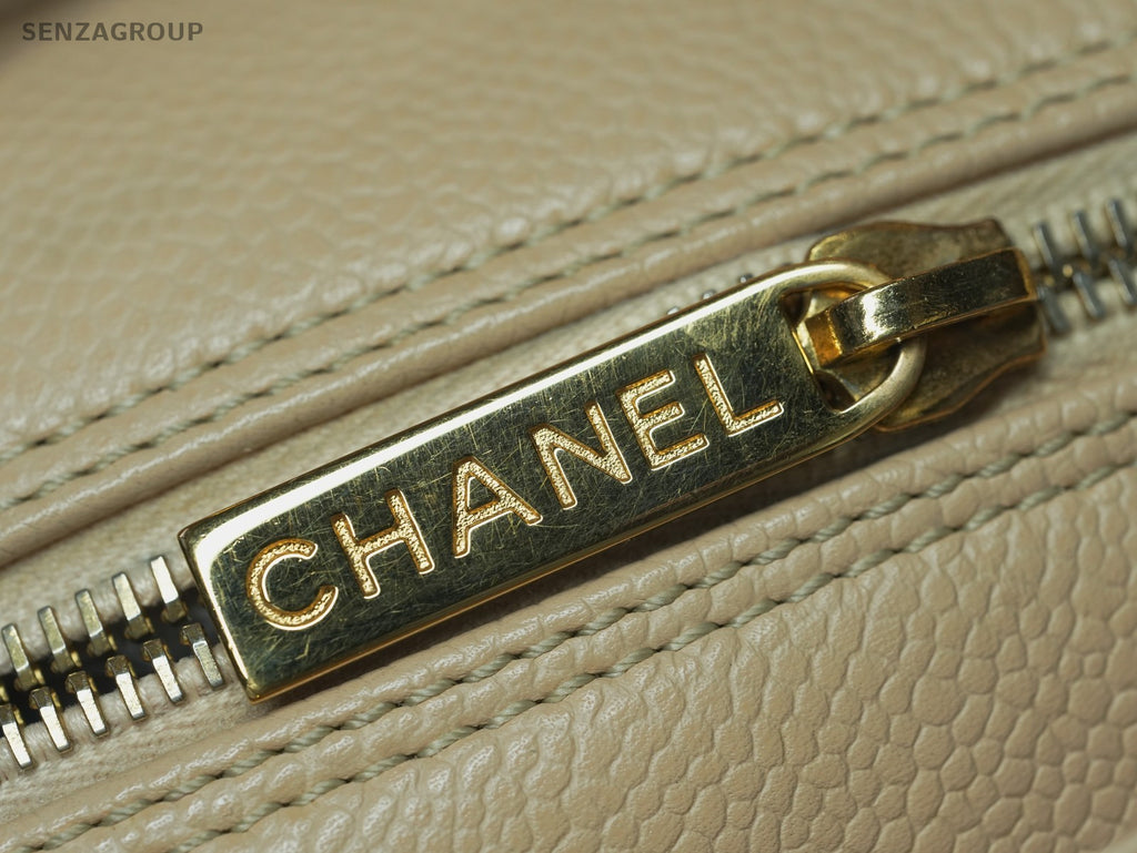 CHANEL Petite timeless Light pink Quilted Caviar Shoulder Handbag