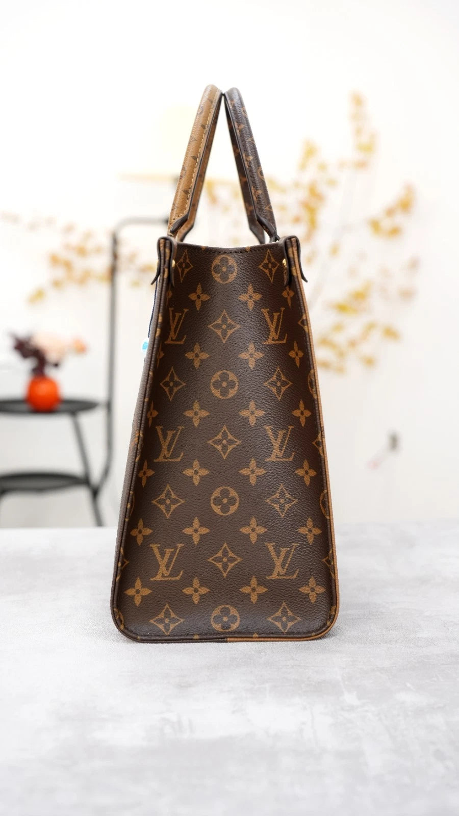 Louis Vuitton OnTheGo MM M45321 Monogram Brown Tote Bag Excellent