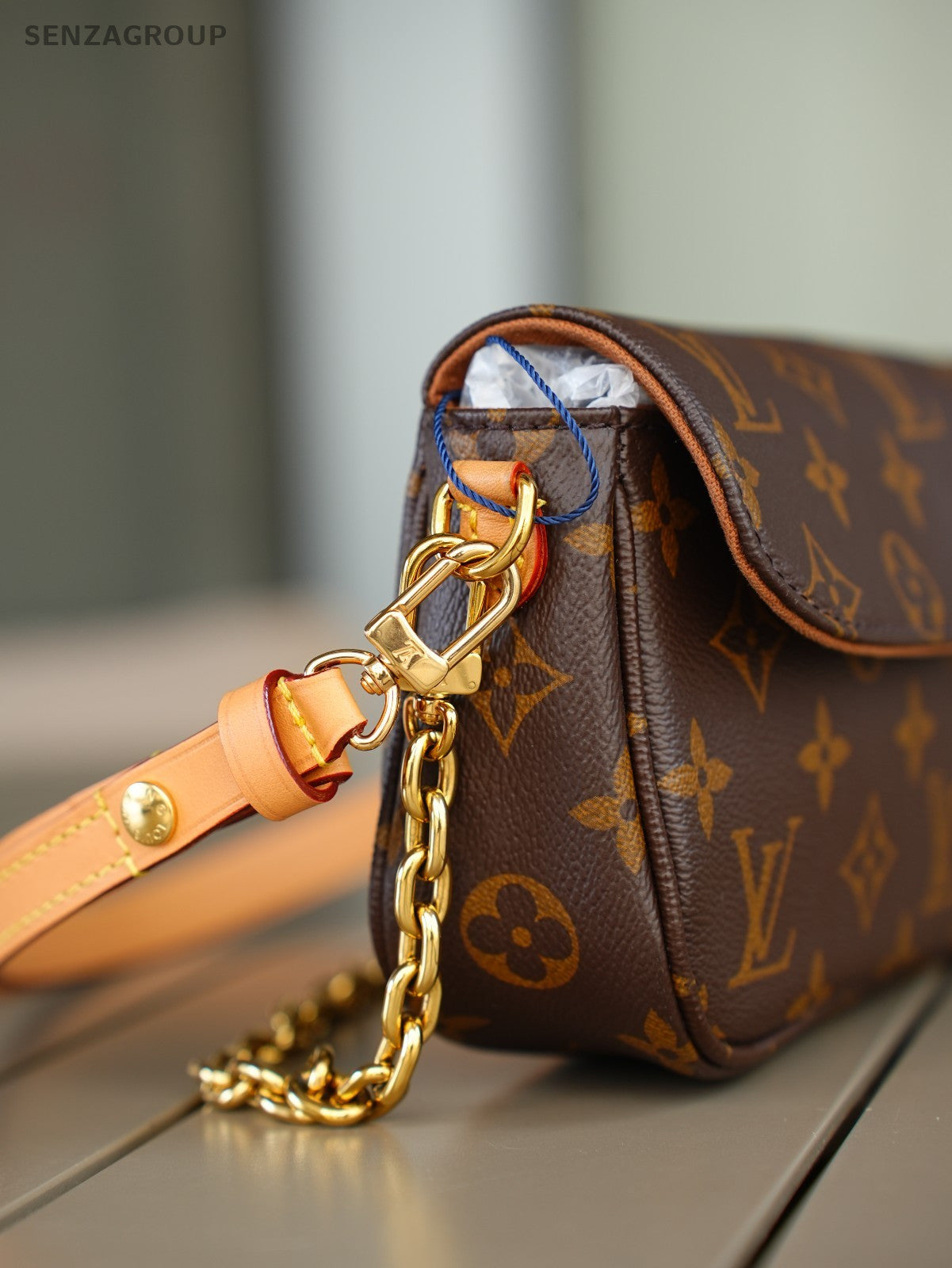 Louis Vuitton IVY Monogram Chain Shoulder bag Crossbody Amost Brand NEW