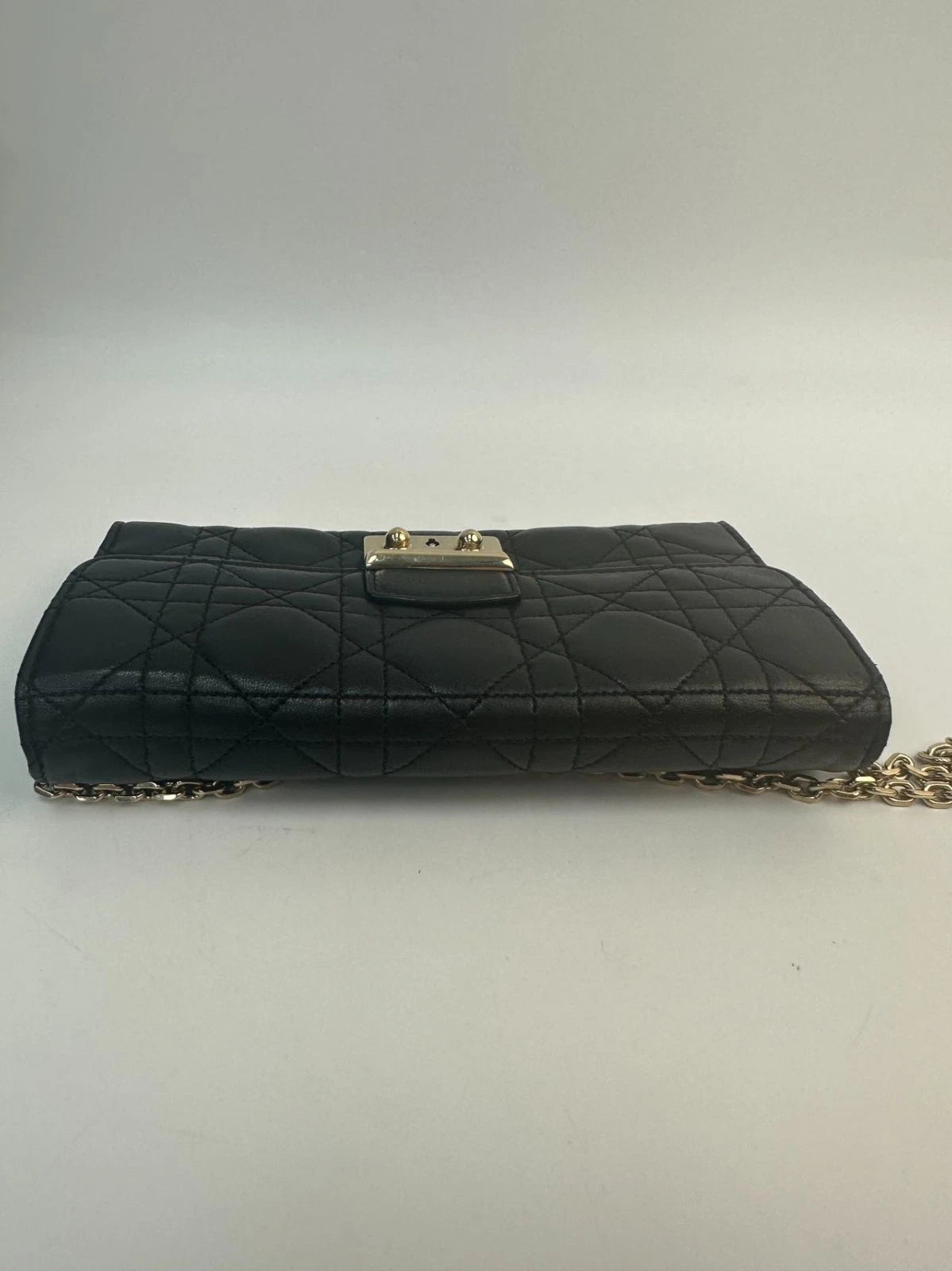 SJ0001 KY02599 Christian Dior Cannage Quilted Calfskin Wallet-on-Chai<wbr/>n