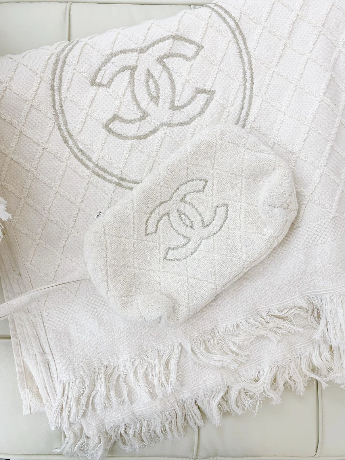 Chanel Coco Beach Tote Top Handle Shoulder Bag White Women Classic S
