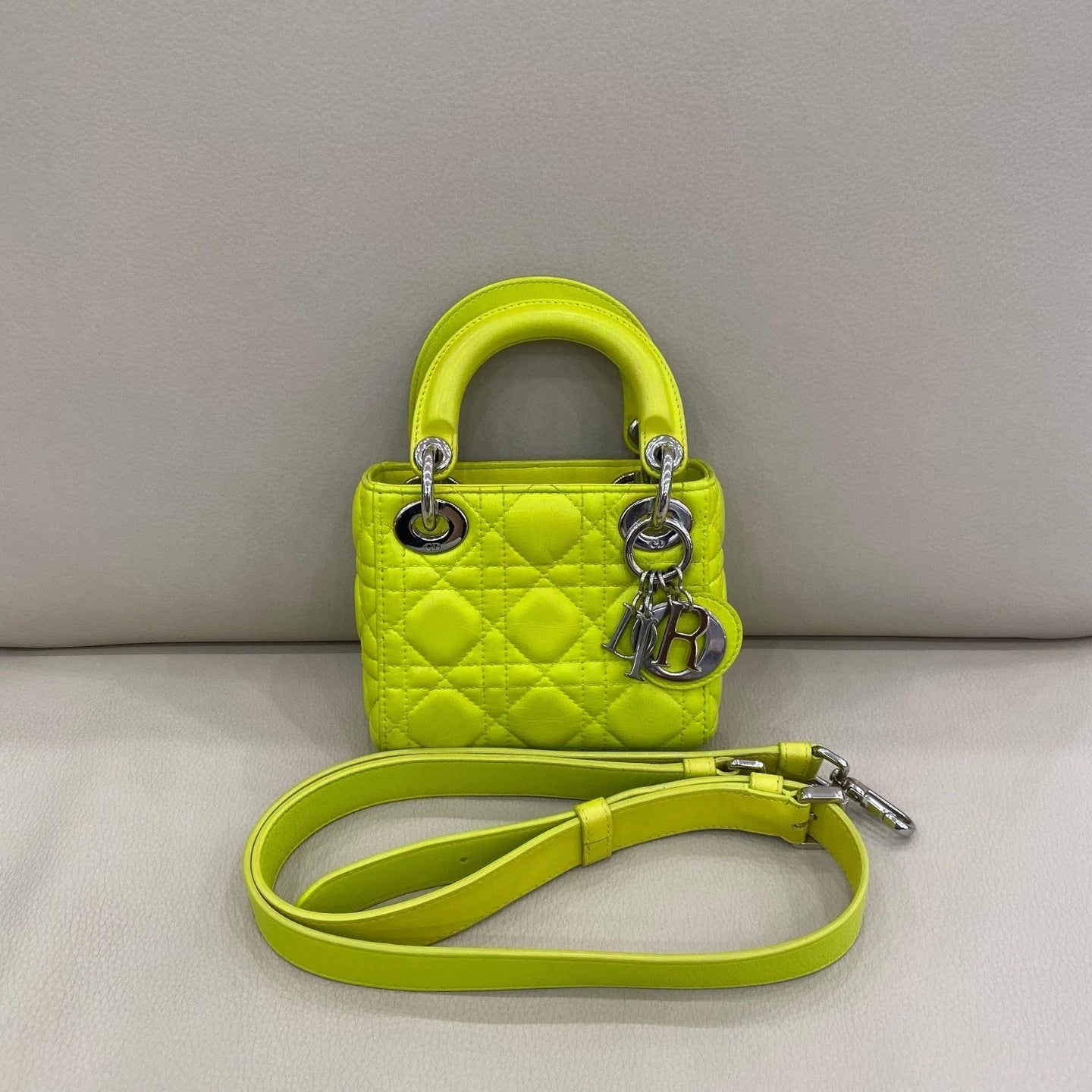 Dior Lady Dior Top Handle Excellent