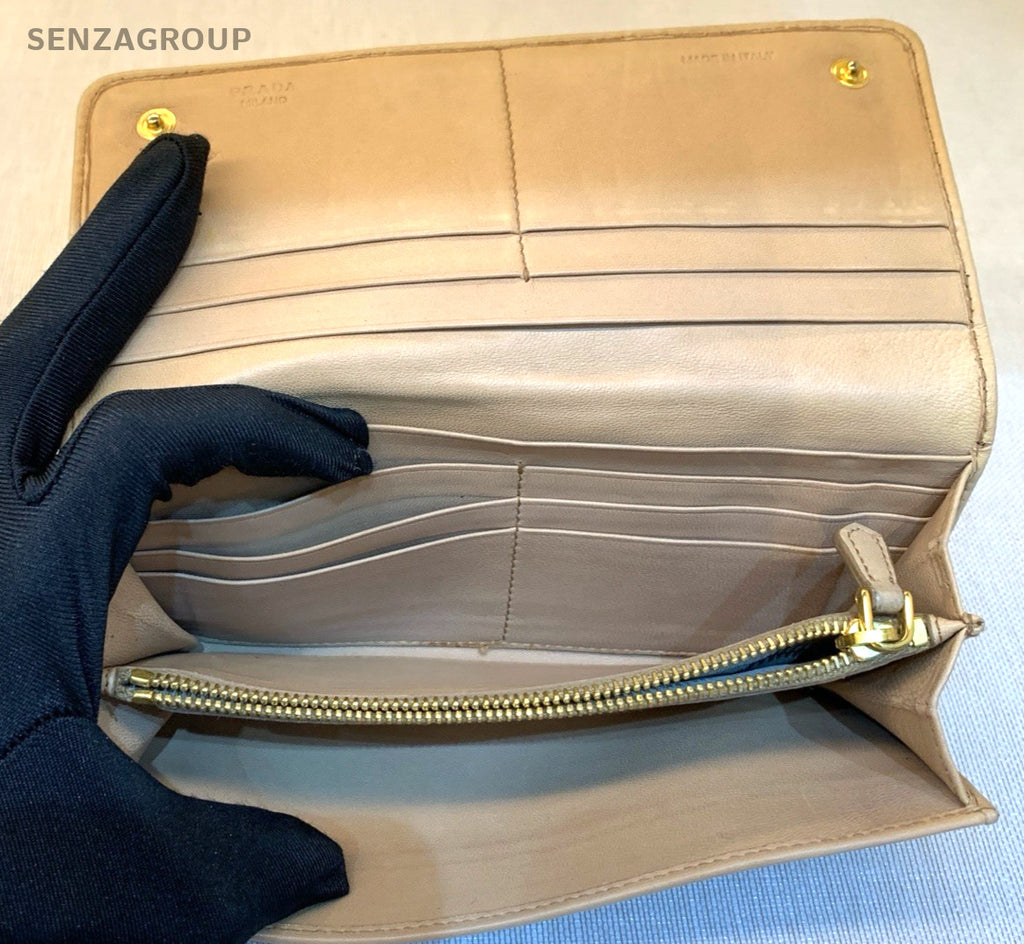 PRADA Wallet Crease design Milk Tea Color Women