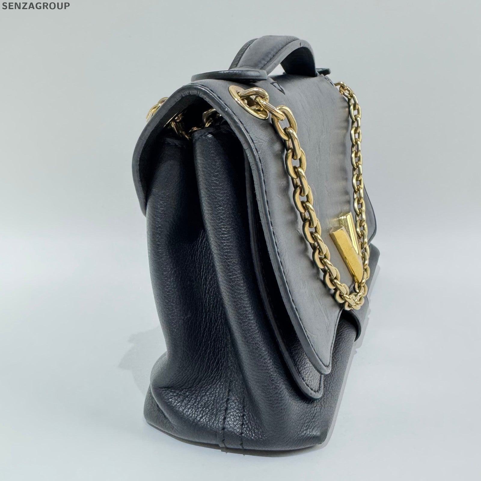Louis Vuitton Very Chain Leather Black Gold Shoulder Crossbody Bag Women Classic