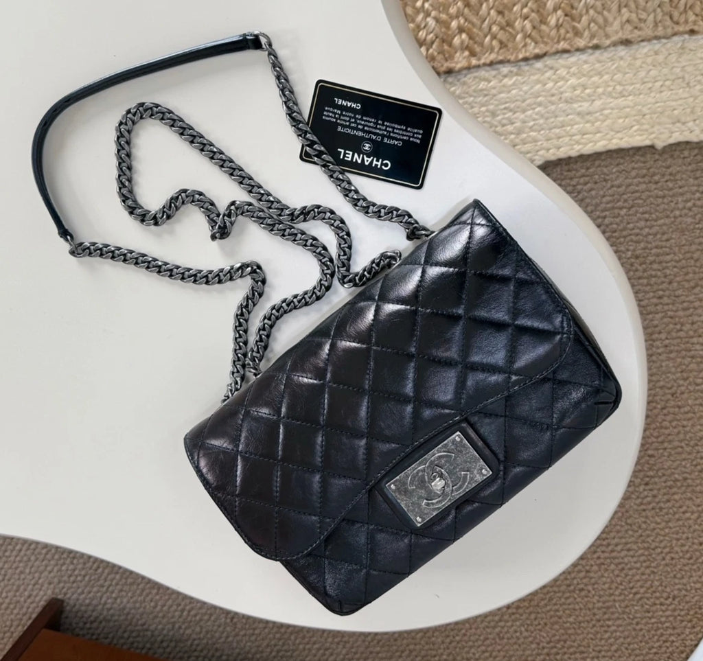 Chanel Diamond Chain Shoulder Bag Crossbody Used Women Black Silver