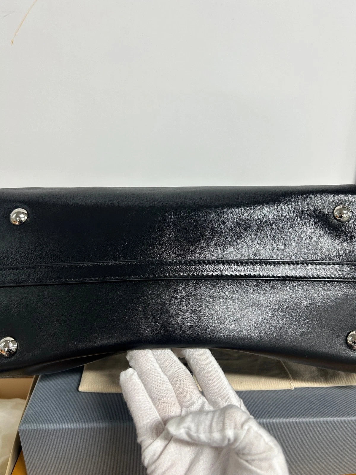 Louis Vuitton Carryall Lambskin Shoulder Bag Crossbody Excellent