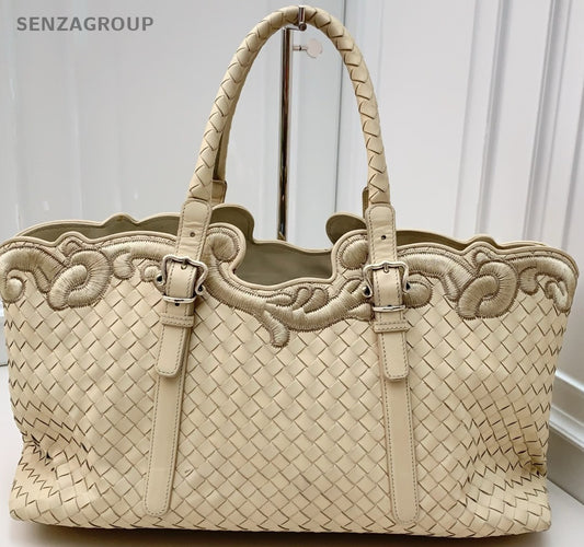 Bottega Veneta Embroidered Pattern Shoulder Tote Bag Cream Women