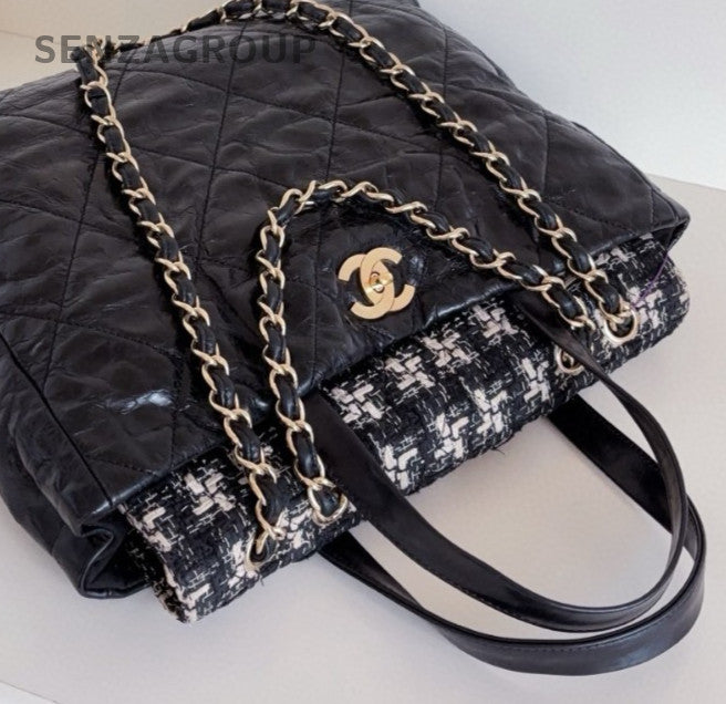 Chanel Diamond Calfskin Tote Handbag Chain Shoulder Bag Black Gold Women Classic