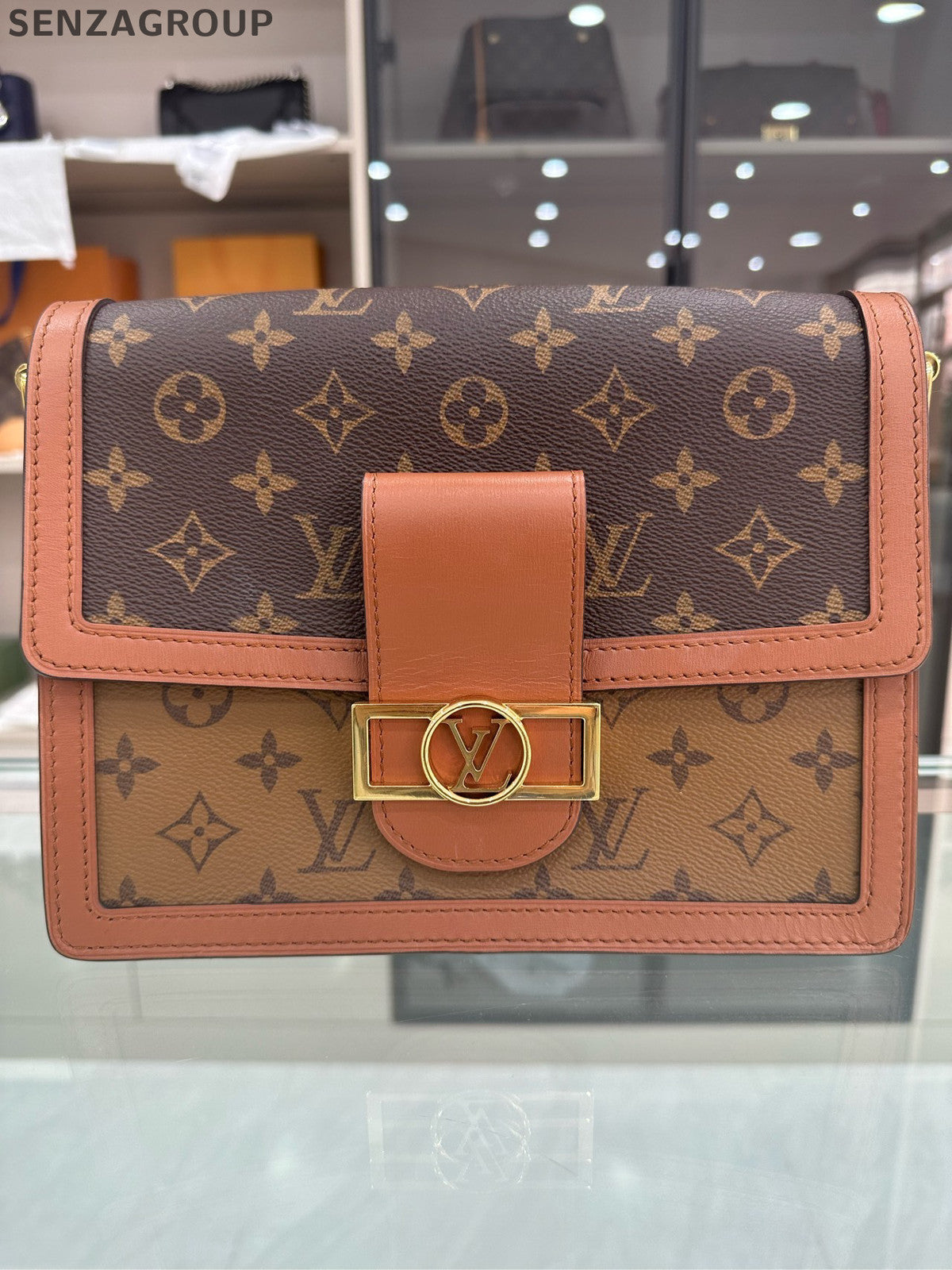 Louis Vuitton Monogram Daphne Medium Chain Shoulder Bag Classic Women