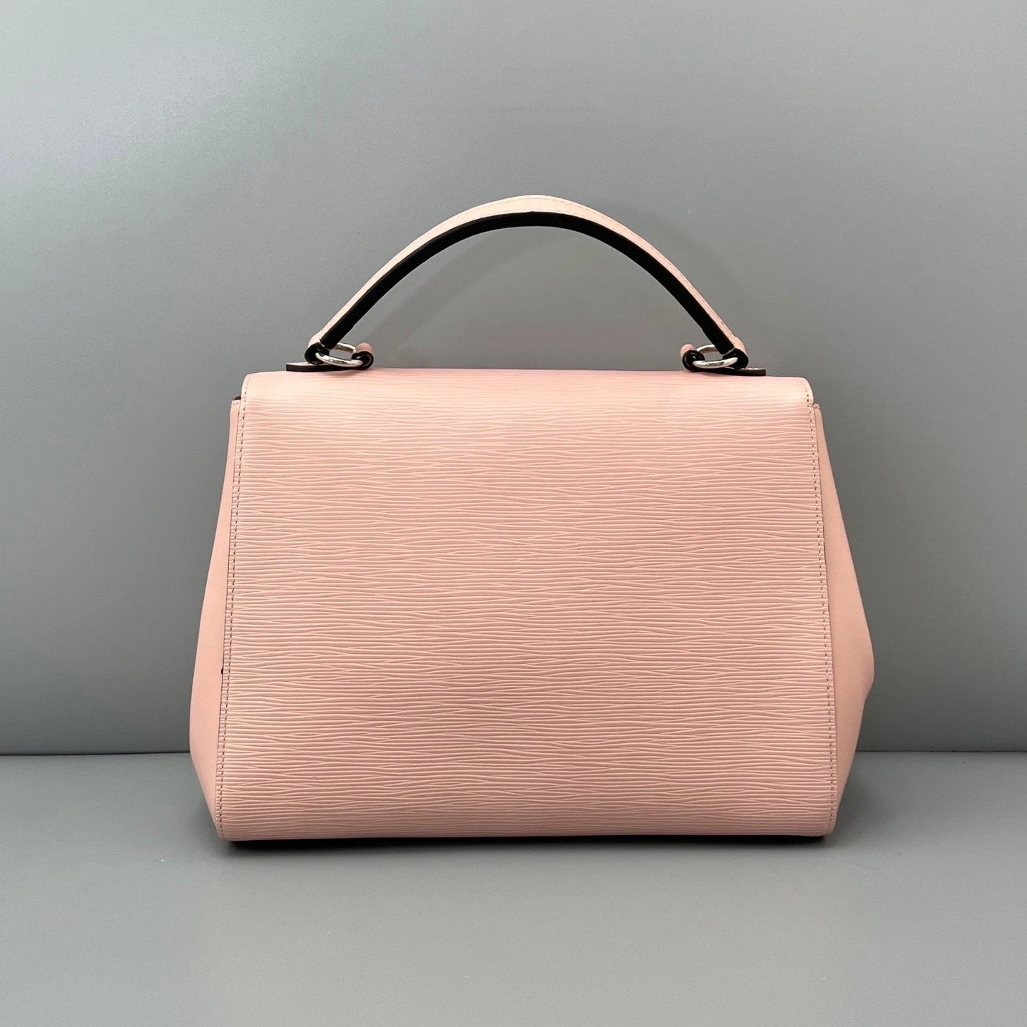 Louis Vuitton Cluny Epi Leather Pink Silver Top Handle Excellent