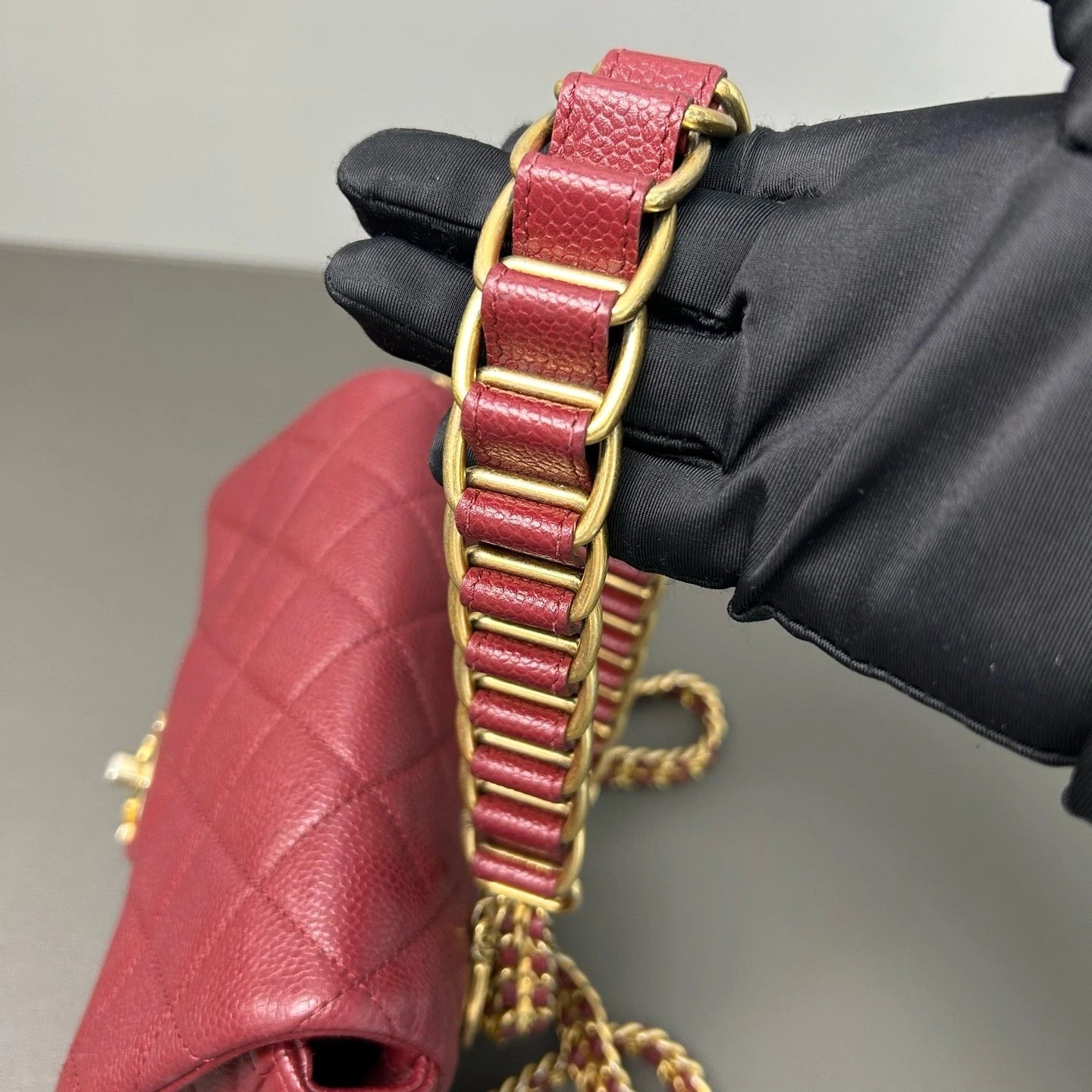 CHANEL Women Burgundy Leather Mini Square Chain Crossbody Chip Version