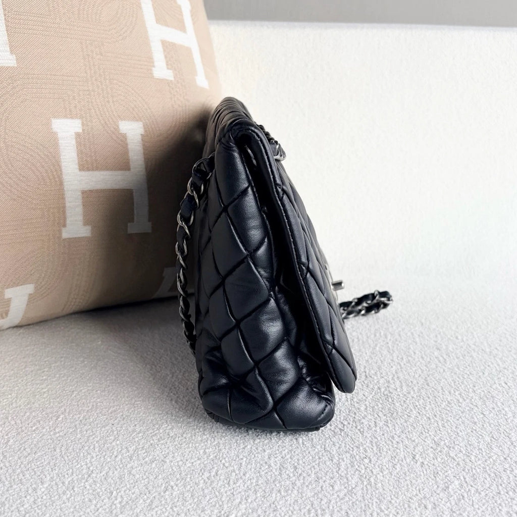 Chanel Classic Flap Chain Lambskin Shoulder Crossbody Black Silver Women