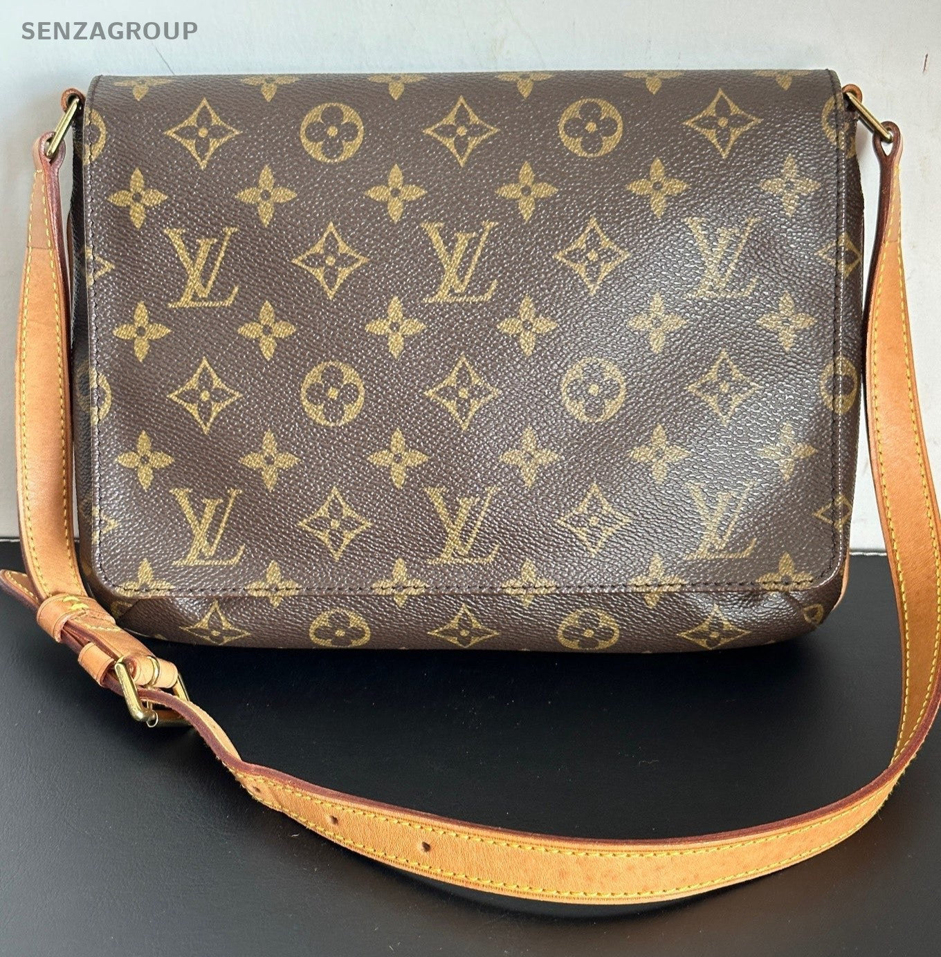 Louis Vuitton Monogram Vintage Shoulder Bag Crossbody Brown Gold Women Classic