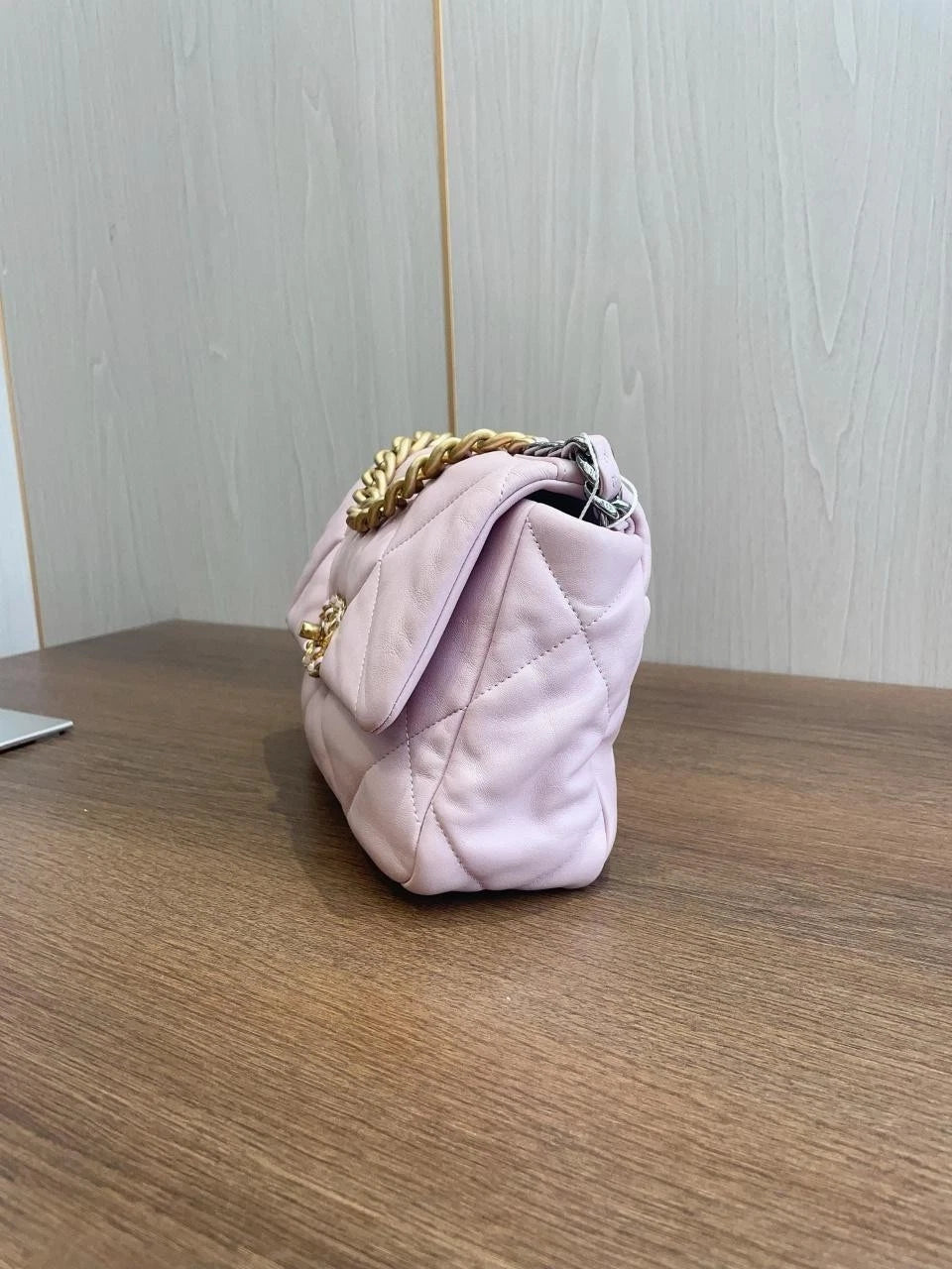 SJ0001 YS1713K 19 Handbag Pink Lambskin with Gold Tone