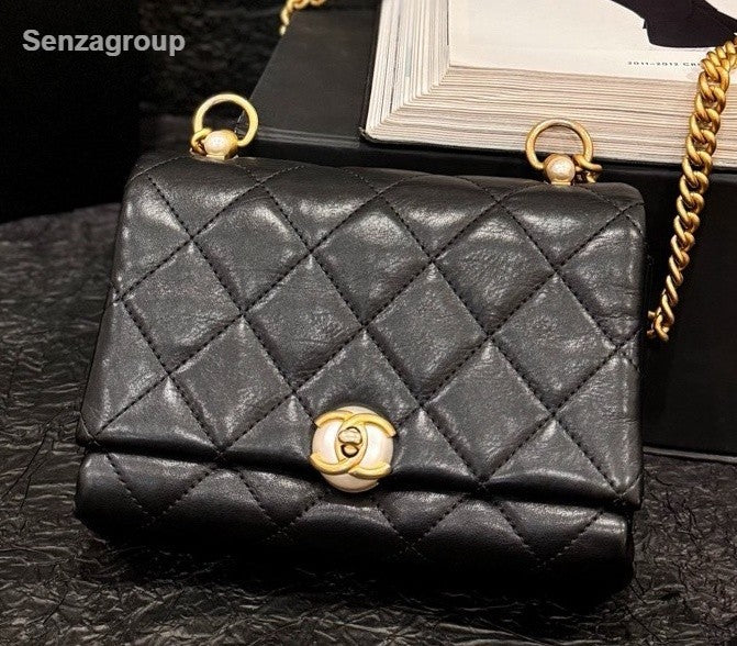 Chanel Lambskin Diamond Chain Shoulder Bag Crossbody Black Gold Women Classic