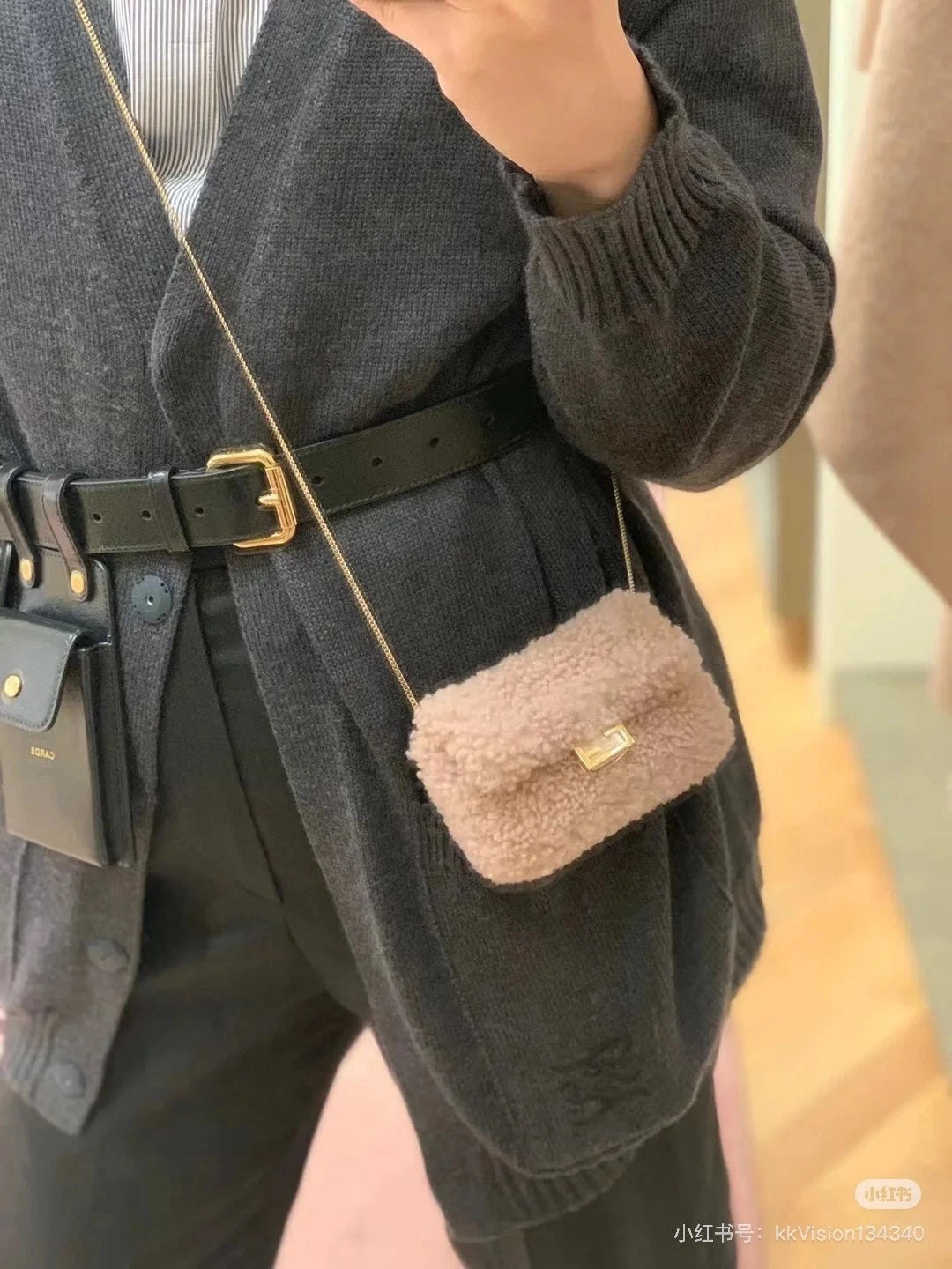 Fendi Baguette Nano Gold Logo Lambskin Shoulder Coin Purse Women