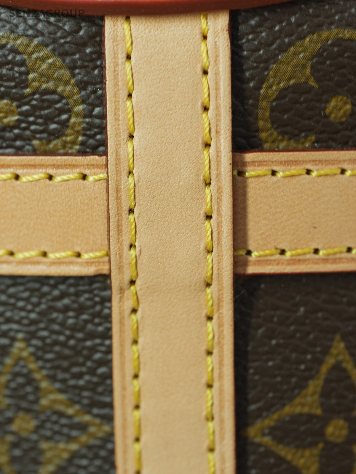 Louis Vuitton Monogram Duffle bag Crossbody M43587 CHIP VERSION