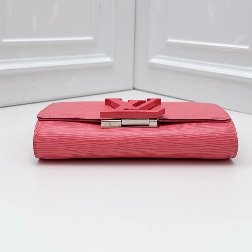 Louis Vuitton Woc Chain Epi Calfskin Shoulder Crossbody Bag Pink Women