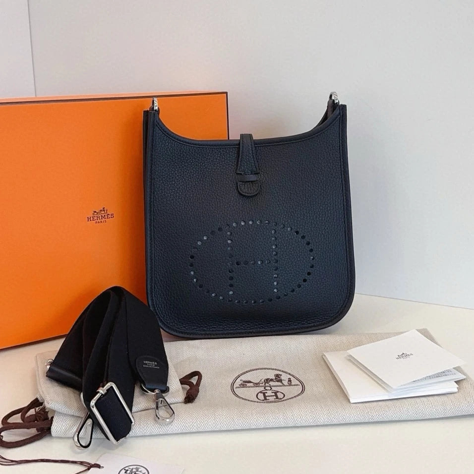Hermes Evelyne23 Shoulder Bag Crossbody Black Silver Women Classic Fashion