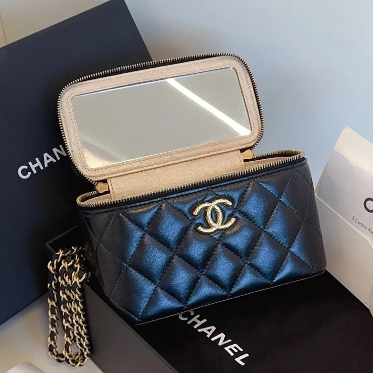 Chanel Vanity Case Chain Diamond Black Gold Shoulder Bag Crossbody Women