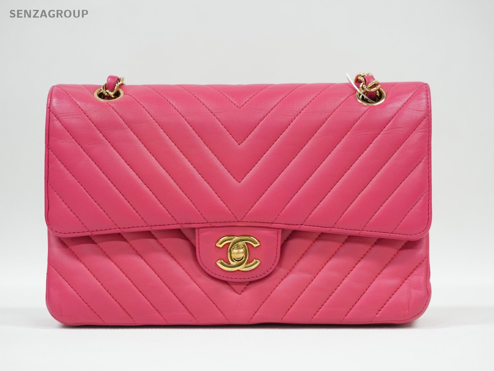 CHANEL Classic Flap MM V-Shape Pattern Chain Shoulder bag Pink Gold Women