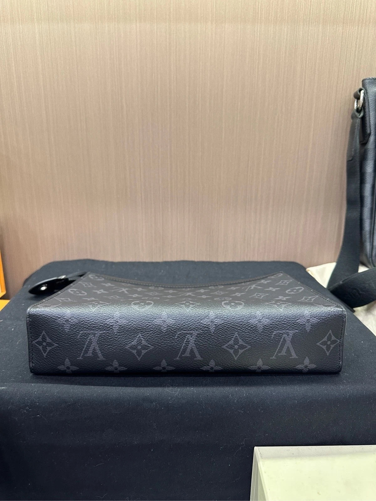 Louis Vuitton Black Epi Clutch Voyage For Women