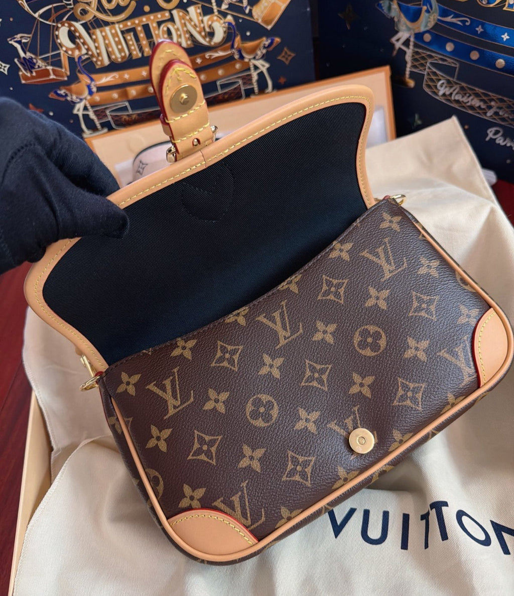 Louis Vuitton Diane Monogram 2Way Shoulder Bag Crossbody Brown Gold Women