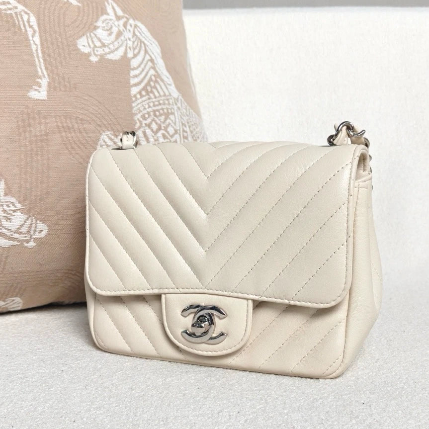 Chanel Classic Flap Lambskin Chain Shoulder Crossbody White Silver Women