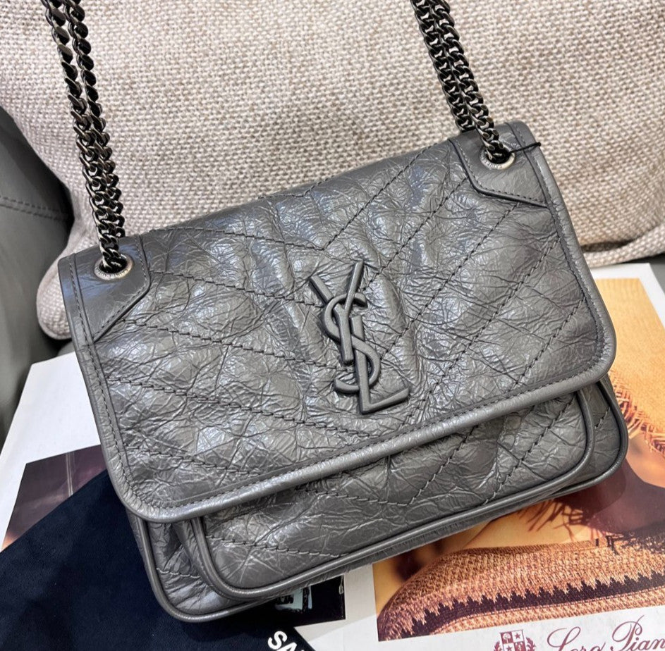 Saint Laurent Niki PM Chain Shoulder Bag Gray Silver Used Women Classic