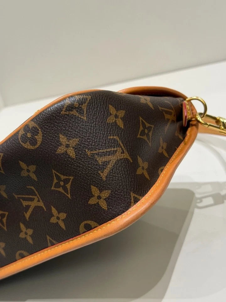 Louis Vuitton Canvas Baguette Shoulder Bag for Women