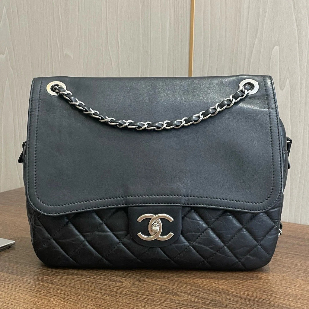 Chanel Classic Flap Silver Chain Black Shoulder Bag Crossbody Diamond Turnlock