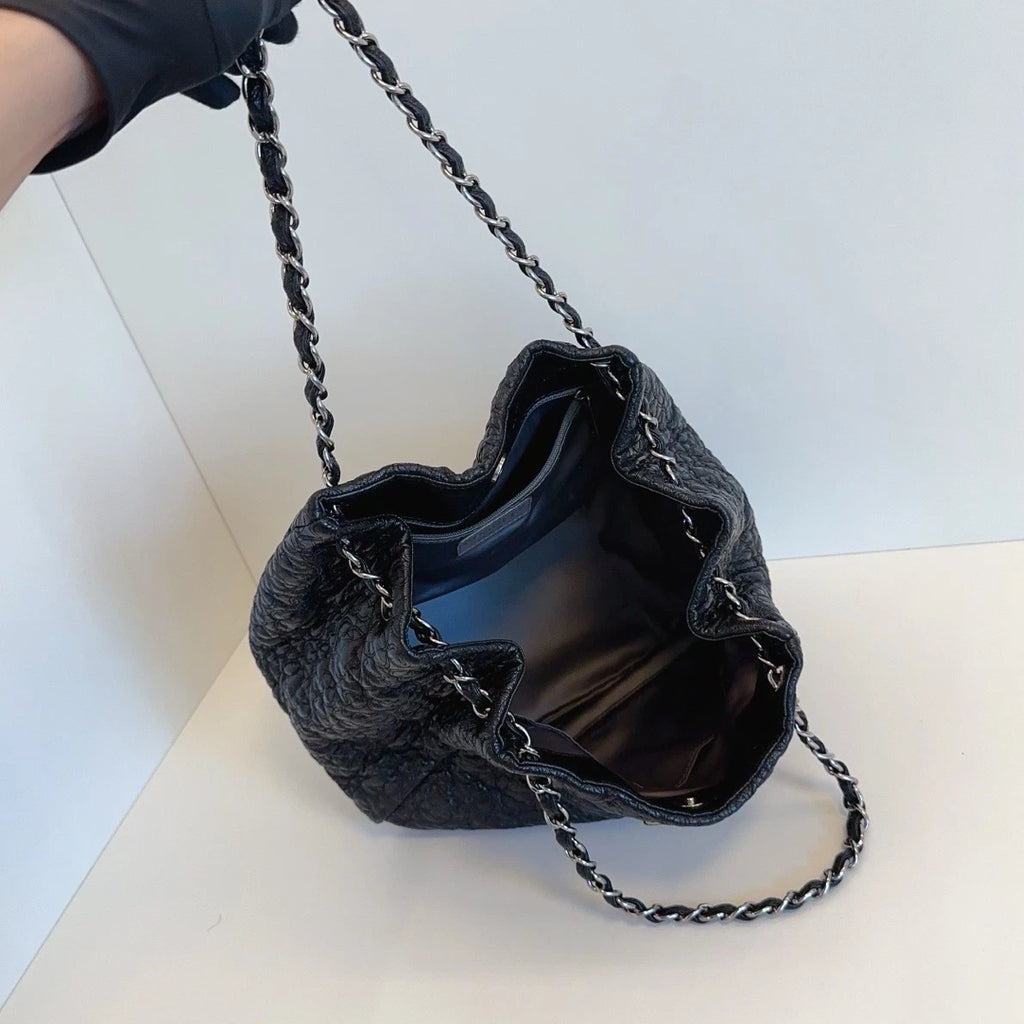 Chanel Bucket Chain Oil Wax Shoulder Crossbody Bag Black Excellent
