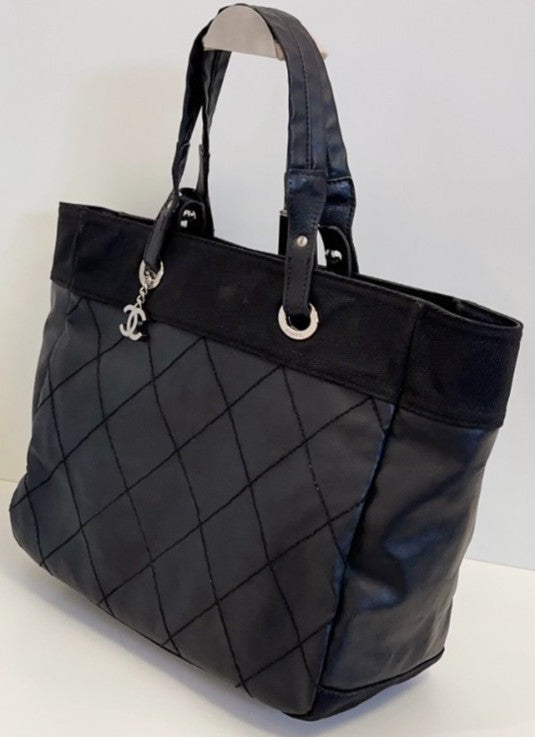 CHANEL CC Logo tote Diamond pattern Shoulder Handbag Black Silver Women