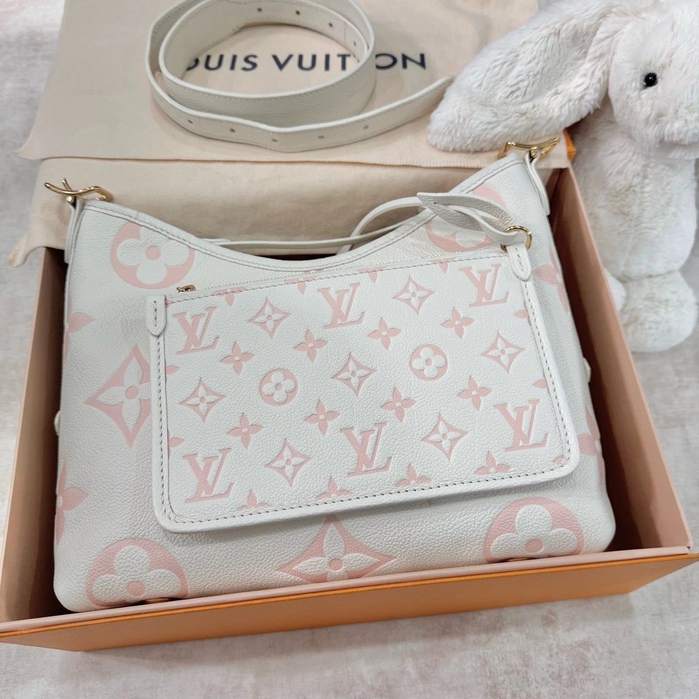 Louis Vuitton Carryall Leather Tote Bag Excellent