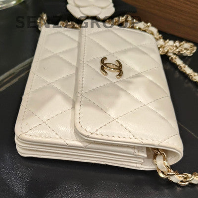 Chanel Quilted Chain Shoulder Crossbody Bag White Gold Classic Fashion