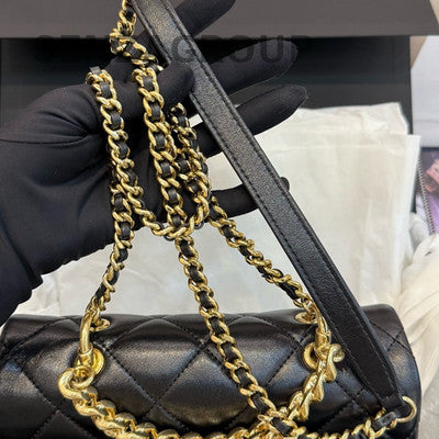 Chanel Classic Black Gold Quilted Chain Shoulder Crossbody Handbag